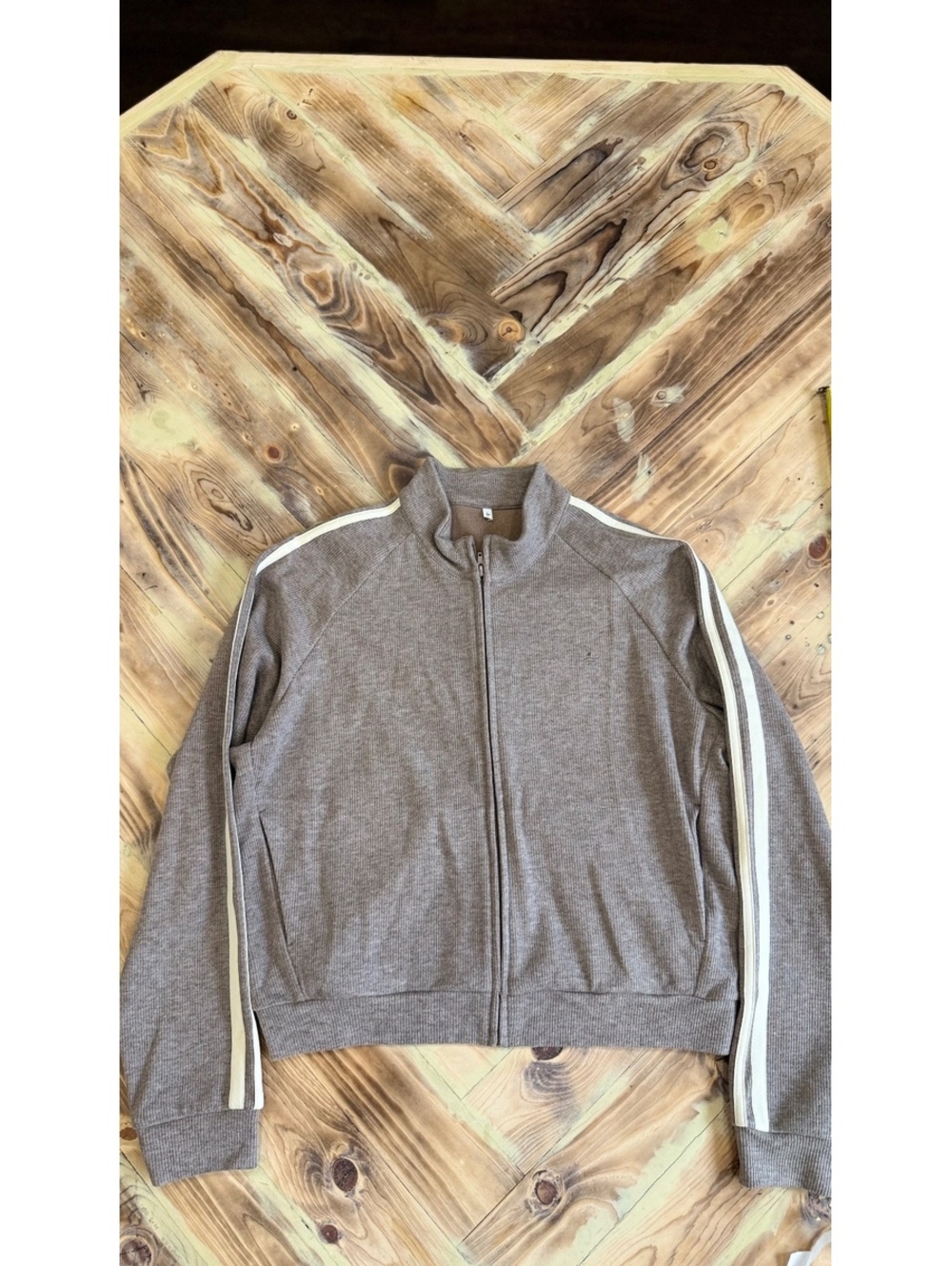 Halara Taupe zip-up track jacket with white side stripes 0531